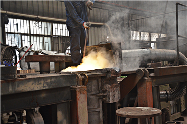 Intermediate frequency smelting furnace